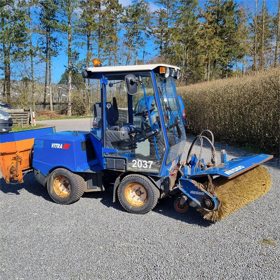 Vitra 2037 - Utility/ Special vehicle: picture 1 Vitra 2037 - Utility/ Special vehicle: picture 1