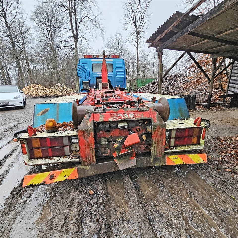 Volvo 420 - Hook lift truck: picture 5 Volvo 420 - Hook lift truck: picture 5