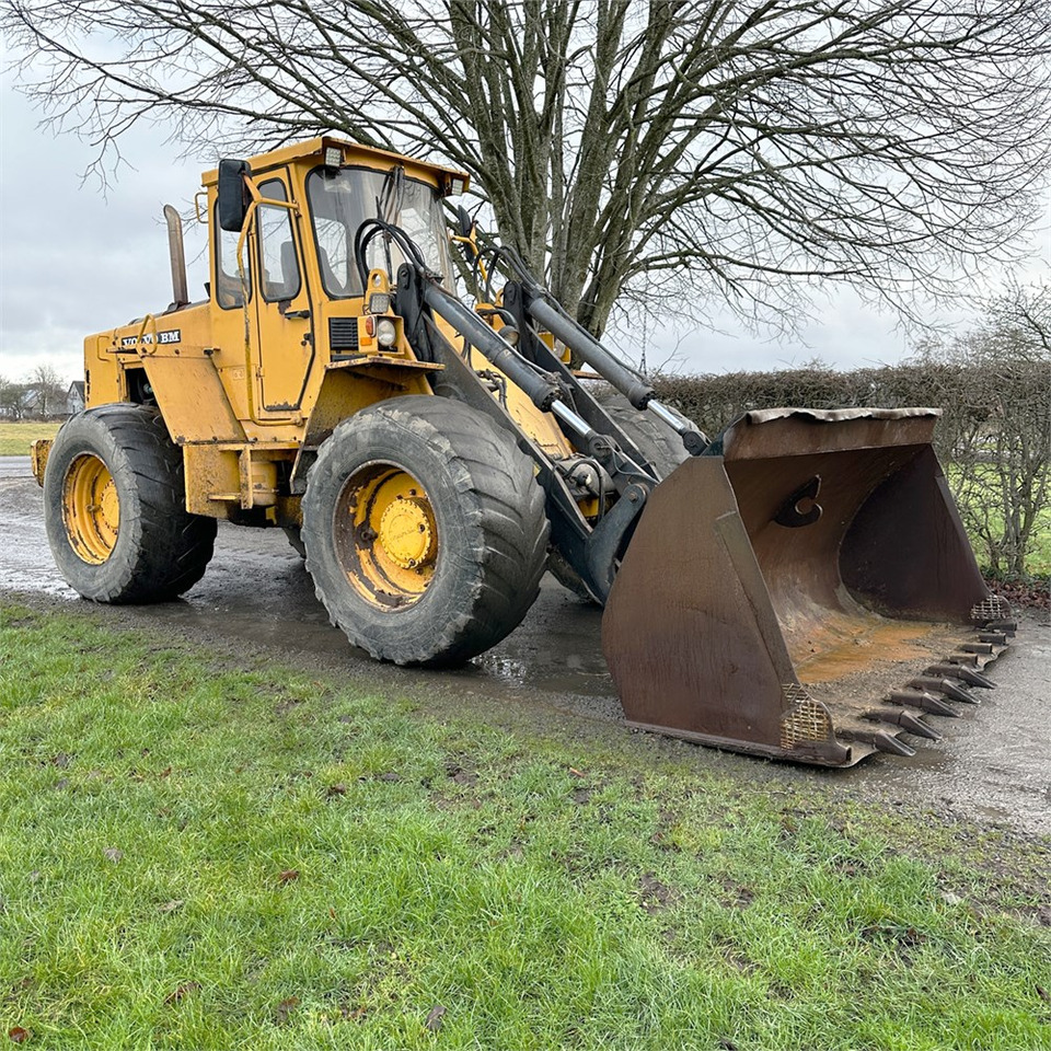 Volvo BM4400 - Wheel loader: picture 1 Volvo BM4400 - Wheel loader: picture 1