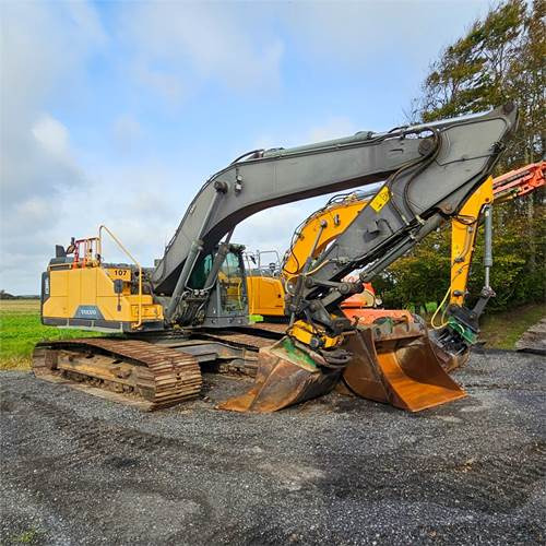 Volvo EC300 EL - Crawler excavator: picture 1 Volvo EC300 EL - Crawler excavator: picture 1