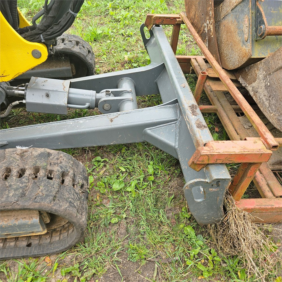 Mini excavator Wacker Neuson ET35: picture 41