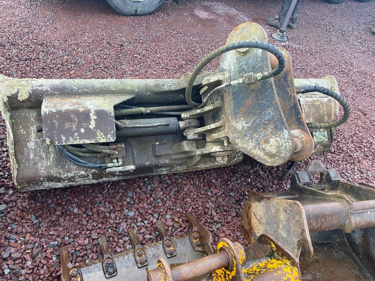 ARDEN EQUIPEMENT ORIENTABLE 2M20 - Excavator bucket: picture 4 ARDEN EQUIPEMENT ORIENTABLE 2M20 - Excavator bucket: picture 4