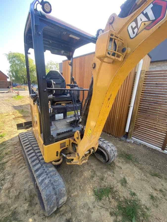 Caterpillar 302 CR - Mini excavator: picture 2 Caterpillar 302 CR - Mini excavator: picture 2