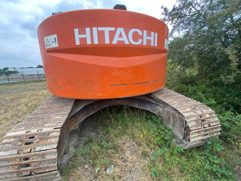 Hitachi ZX225USLC-3 - Crawler excavator: picture 4 Hitachi ZX225USLC-3 - Crawler excavator: picture 4