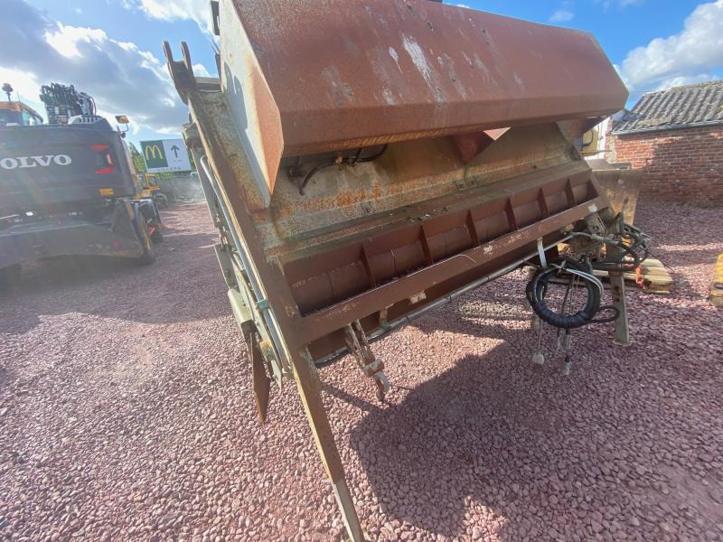 Secmair VEYMONT - Sand/ Salt spreader: picture 2 Secmair VEYMONT - Sand/ Salt spreader: picture 2