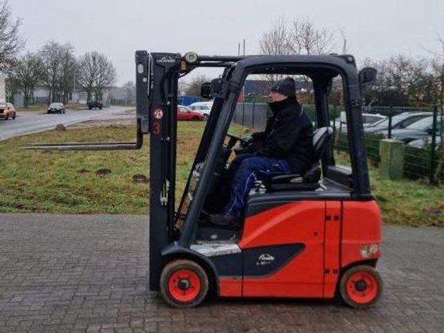Linde E16PH - Electric forklift: picture 2 Linde E16PH - Electric forklift: picture 2
