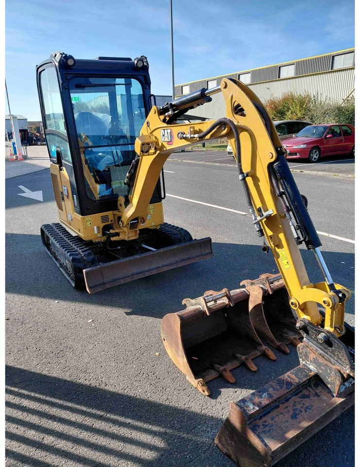 CAT 302 - Crawler excavator: picture 1 CAT 302 - Crawler excavator: picture 1