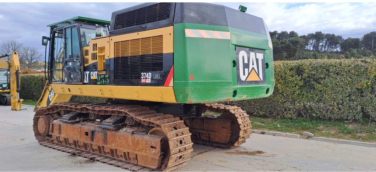 CAT 374D - Crawler excavator: picture 2 CAT 374D - Crawler excavator: picture 2