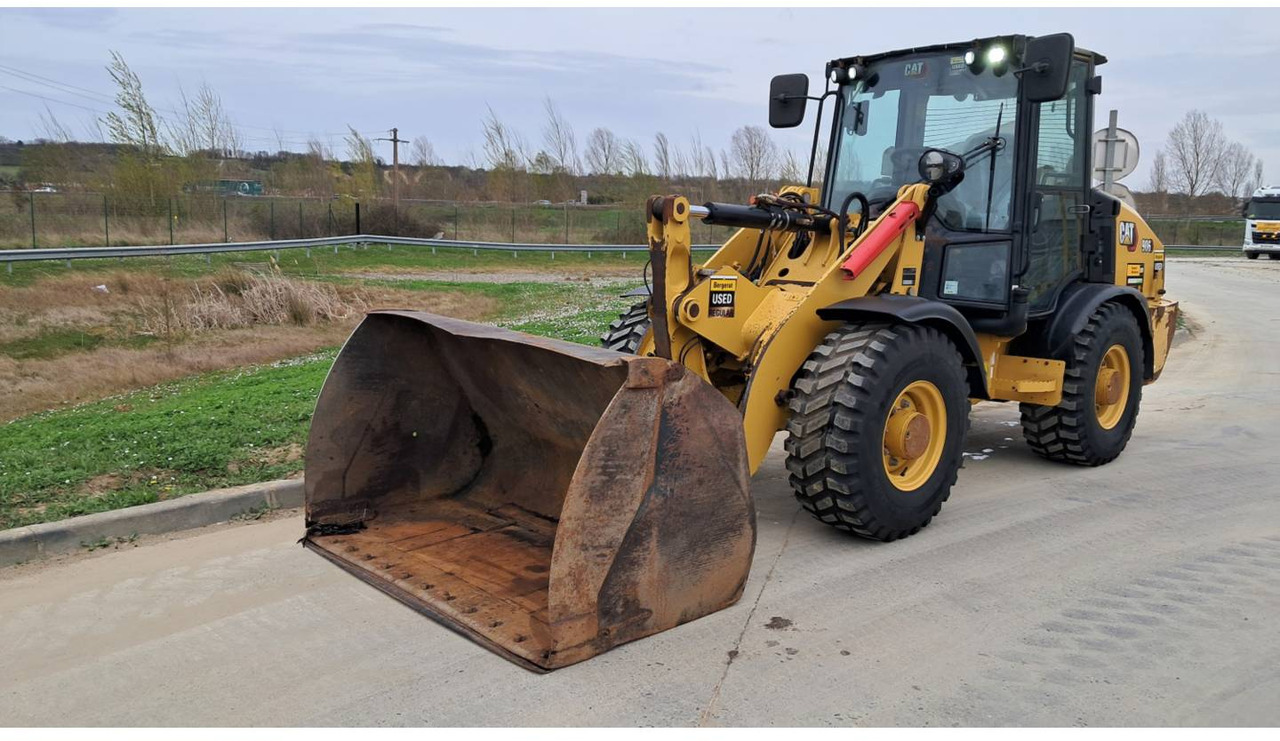 CAT 906 - Wheel loader: picture 2 CAT 906 - Wheel loader: picture 2