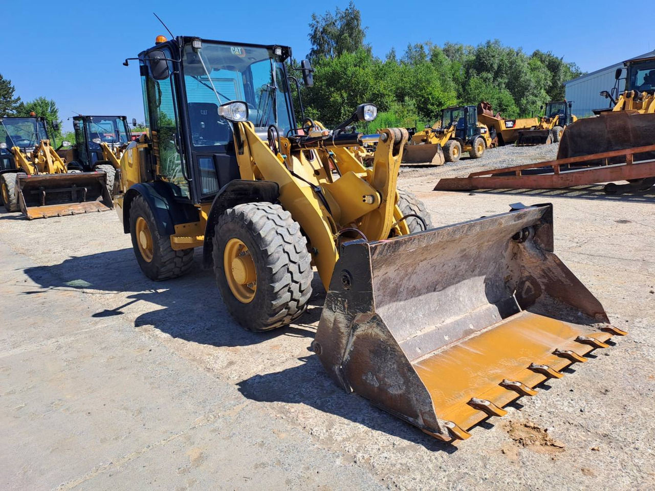 CAT 906M - Wheel loader: picture 4 CAT 906M - Wheel loader: picture 4