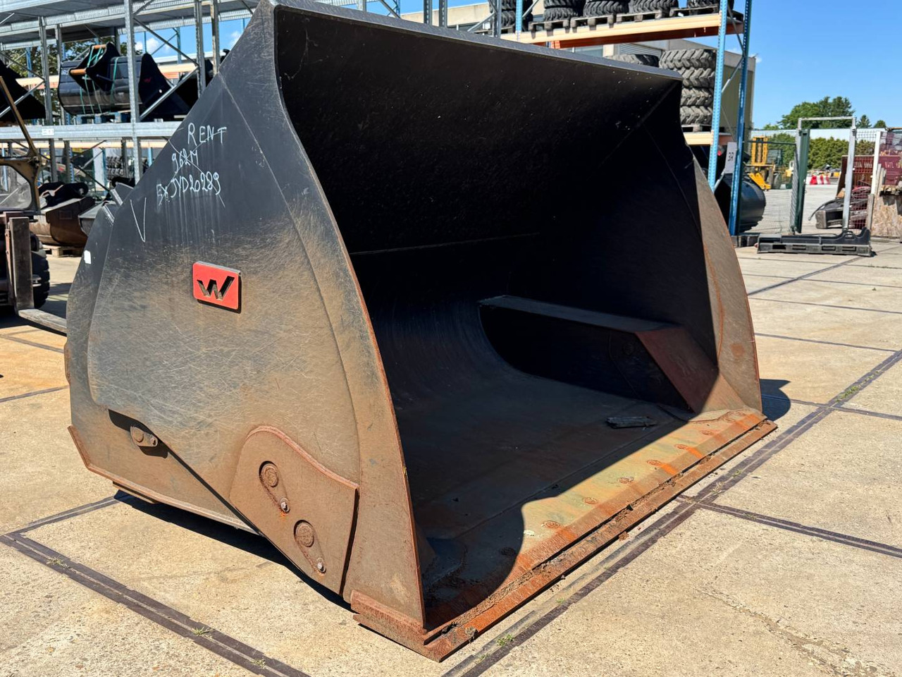 CAT 962 HIGH DUMP BUCKET 6.0 M3 - Bucket: picture 2 CAT 962 HIGH DUMP BUCKET 6.0 M3 - Bucket: picture 2