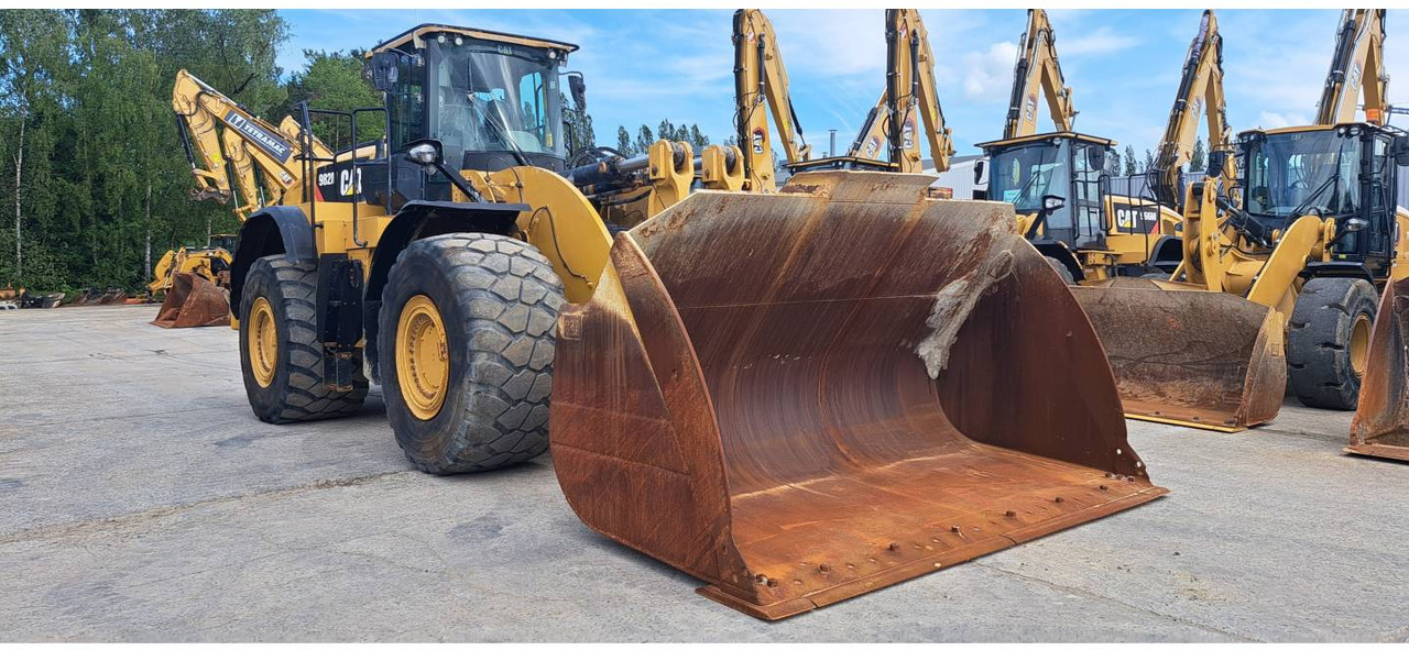 CAT 982M - Wheel loader: picture 2 CAT 982M - Wheel loader: picture 2