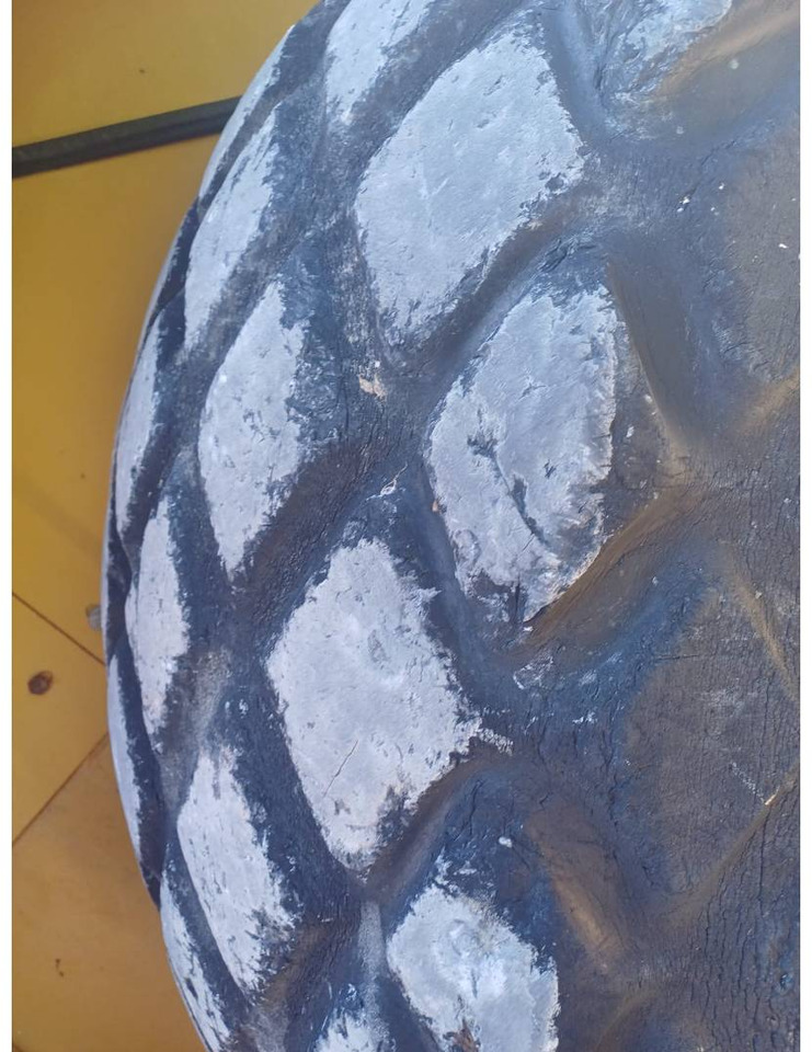 Compactor CAT CS573E: picture 11 Compactor CAT CS573E: picture 11