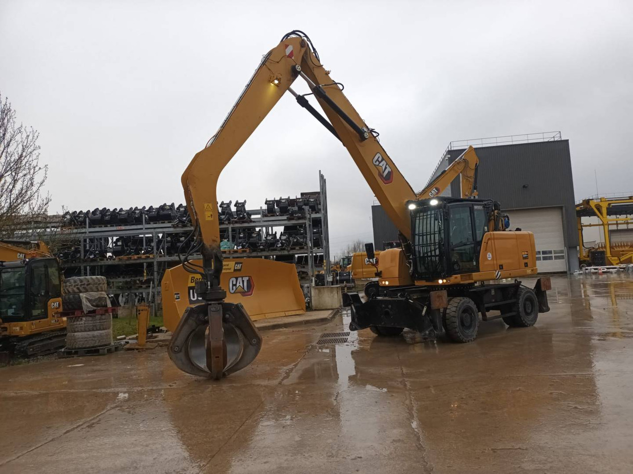 CAT MH3024-1 - Wheel excavator: picture 2 CAT MH3024-1 - Wheel excavator: picture 2