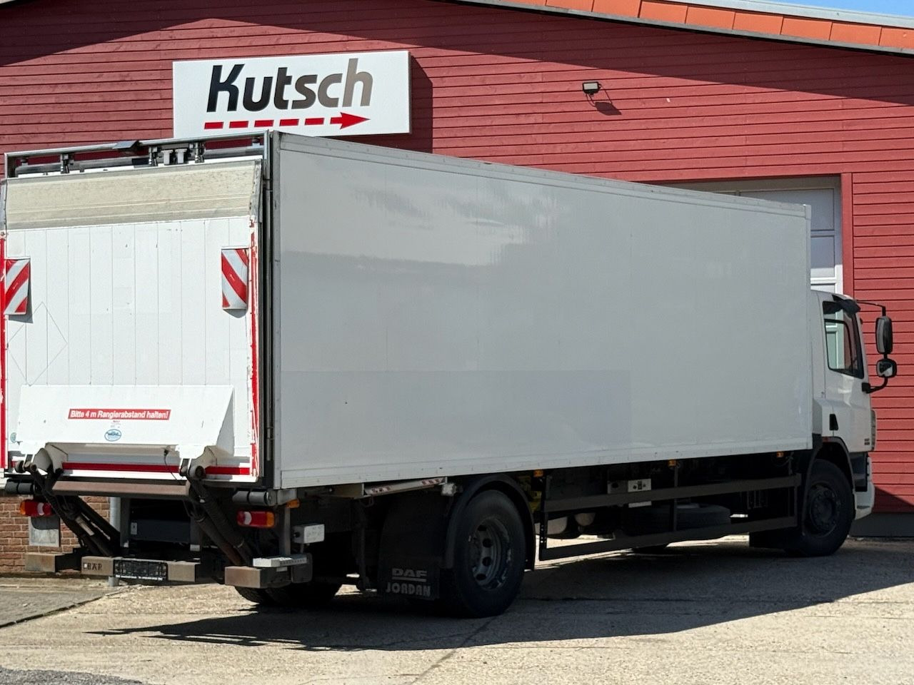 DAF CF 65.300 Tiefkühl, 2t Lbw, ThermoKing 1200 - Refrigerator truck: picture 2 DAF CF 65.300 Tiefkühl, 2t Lbw, ThermoKing 1200 - Refrigerator truck: picture 2