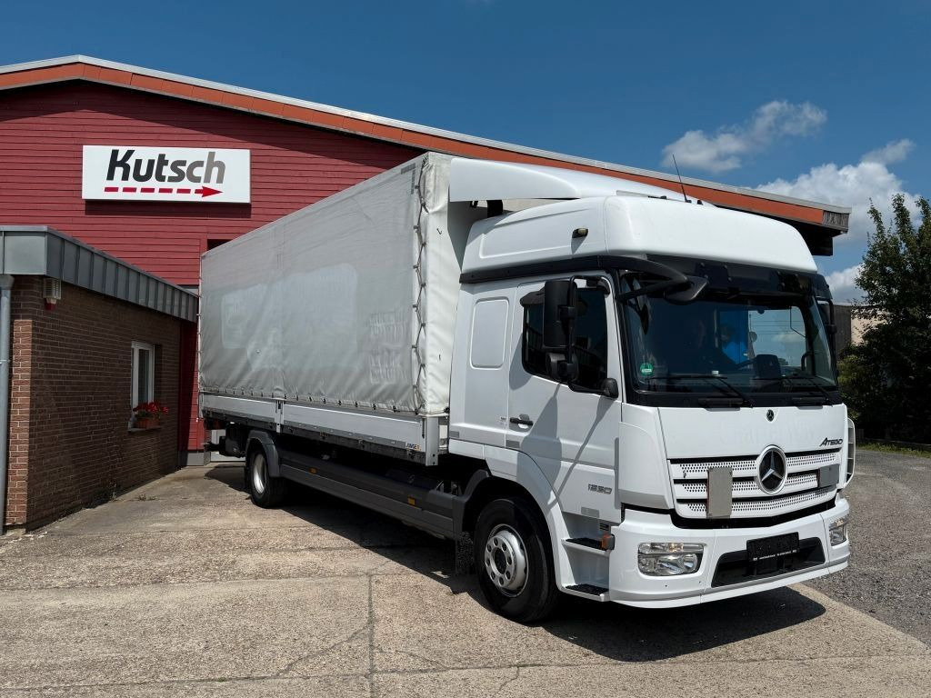 Mercedes-Benz Atego 1530L gr. Fhs. Pritsche / Plane + LBW - Curtainsider truck: picture 2 Mercedes-Benz Atego 1530L gr. Fhs. Pritsche / Plane + LBW - Curtainsider truck: picture 2