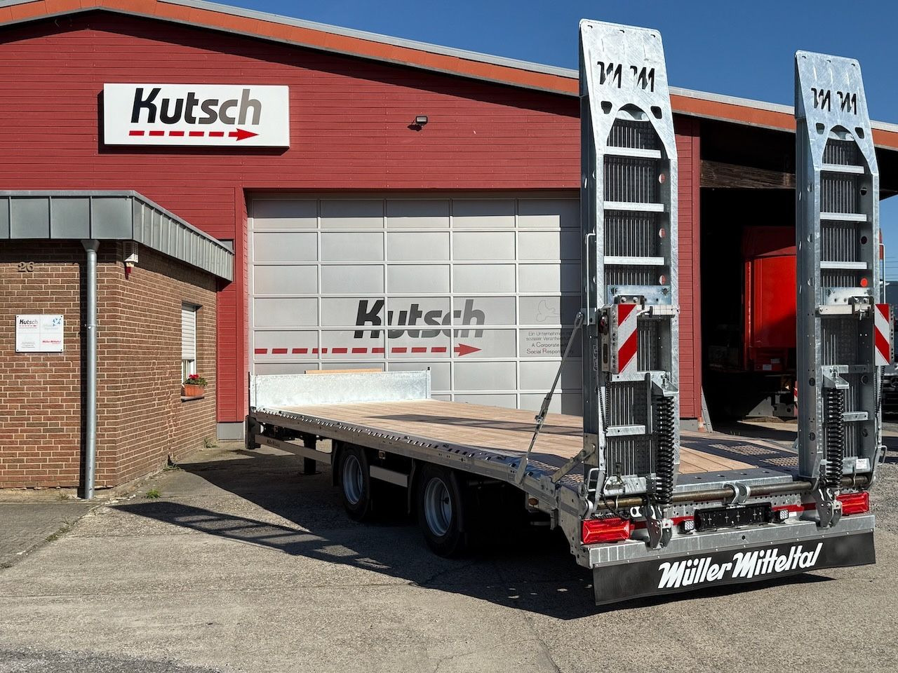 Müller-Mitteltal ETÜ-TA-R 21 Plateau 7m, luftgefedert, LED - Low loader trailer: picture 1 Müller-Mitteltal ETÜ-TA-R 21 Plateau 7m, luftgefedert, LED - Low loader trailer: picture 1