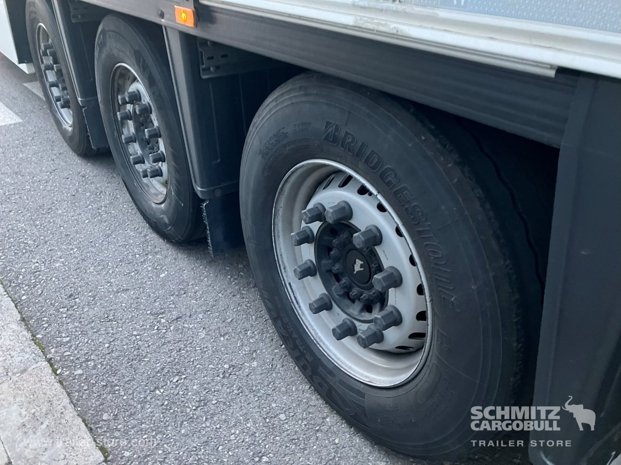 SCHMITZ Semiremolque Frigo Standard Double deck - Isothermal semi-trailer: picture 5 SCHMITZ Semiremolque Frigo Standard Double deck - Isothermal semi-trailer: picture 5