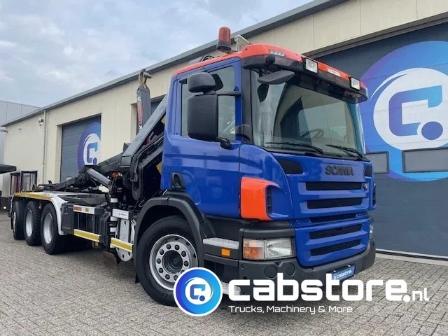 Scania P380 LB 8x4*4 HNA Euro 5 - HIAB 211 E-3 Hipro Crane with remote control + Multilift XR26S61 Hooklift - Year 2009 - Km 336.501 !! - Good condition - Crane truck: picture 2 Scania P380 LB 8x4*4 HNA Euro 5 - HIAB 211 E-3 Hipro Crane with remote control + Multilift XR26S61 Hooklift - Year 2009 - Km 336.501 !! - Good condition - Crane truck: picture 2