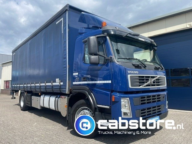 Volvo FM9 4X2R FAL9.0 RAD-A4 Volvo FM300 4x2 Euro 5 bakwagen - Schuifzeilen - Laadklep 2000 kg - Bouwjaar 2008 - Kooi-Aap heftruck - Closed box van: picture 1 Volvo FM9 4X2R FAL9.0 RAD-A4 Volvo FM300 4x2 Euro 5 bakwagen - Schuifzeilen - Laadklep 2000 kg - Bouwjaar 2008 - Kooi-Aap heftruck - Closed box van: picture 1