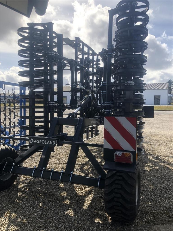 Agroland Euroculti EC600 - Soil tillage equipment: picture 2 Agroland Euroculti EC600 - Soil tillage equipment: picture 2