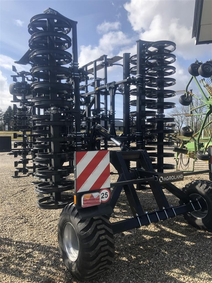 Agroland Euroculti EC600 - Soil tillage equipment: picture 3 Agroland Euroculti EC600 - Soil tillage equipment: picture 3
