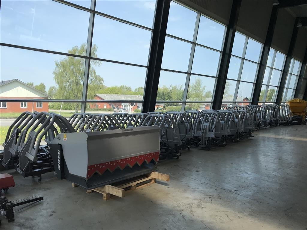 Sonarol Multiskovl 1400-2400 - Bucket: picture 4 Sonarol Multiskovl 1400-2400 - Bucket: picture 4