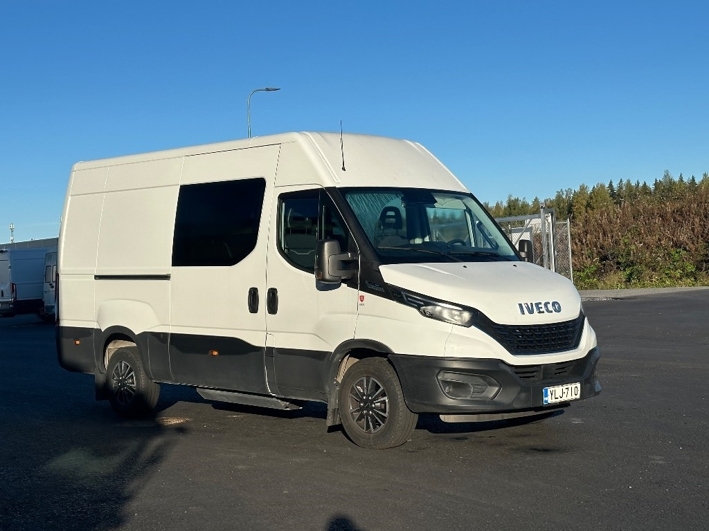 Iveco Daily 35S14 CNG A8 Huom! 6hlö PAKETTIAUTO  - Panel van: picture 3 Iveco Daily 35S14 CNG A8 Huom! 6hlö PAKETTIAUTO  - Panel van: picture 3