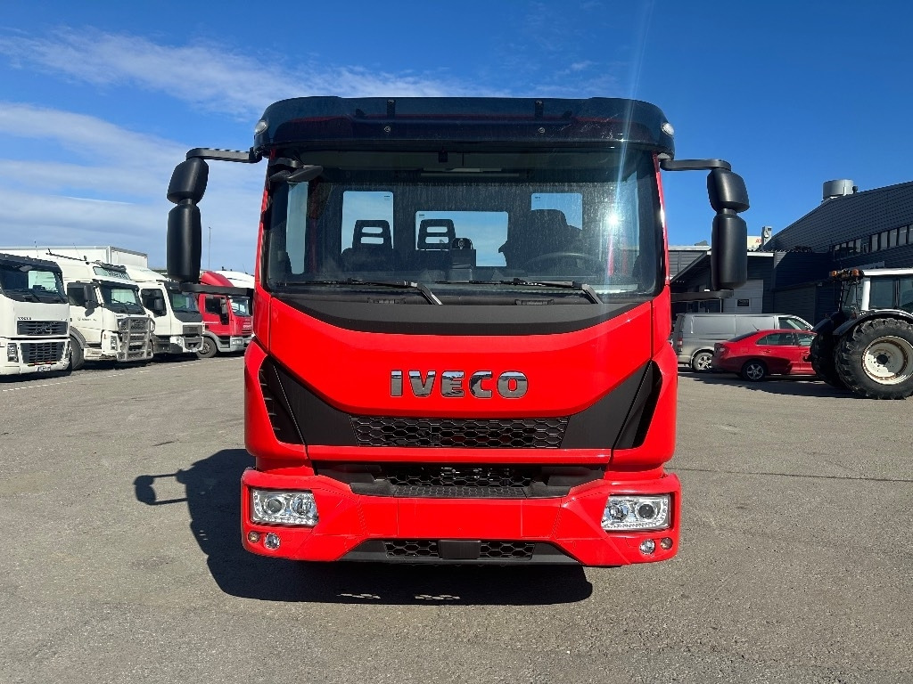 Iveco Eurocargo ML120EL25 - Cab chassis truck: picture 2 Iveco Eurocargo ML120EL25 - Cab chassis truck: picture 2