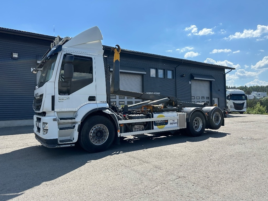 Iveco Stralis 260S33 6x2*4 CNG - Hook lift truck: picture 1 Iveco Stralis 260S33 6x2*4 CNG - Hook lift truck: picture 1