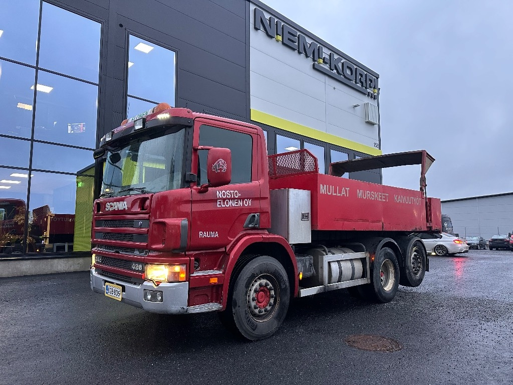 Scania P 124 6x2 - Tipper: picture 1 Scania P 124 6x2 - Tipper: picture 1