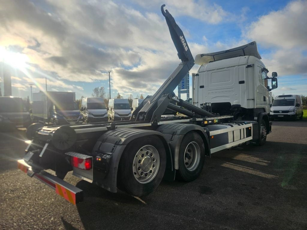 Scania R 450 6x2*4  - Hook lift truck: picture 3 Scania R 450 6x2*4  - Hook lift truck: picture 3