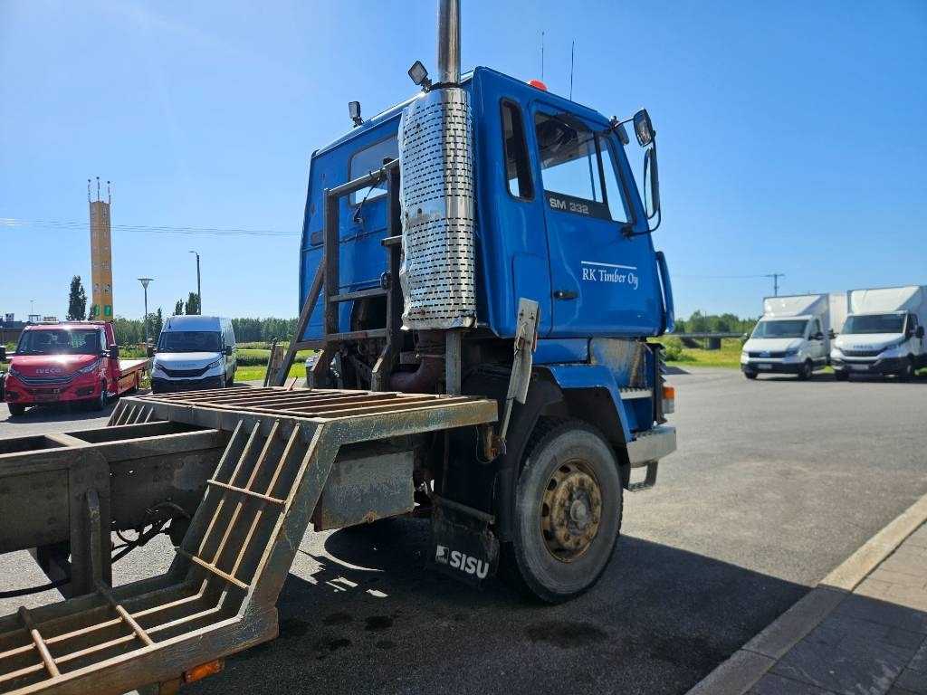 Sisu SM 320 - Timber truck: picture 4 Sisu SM 320 - Timber truck: picture 4