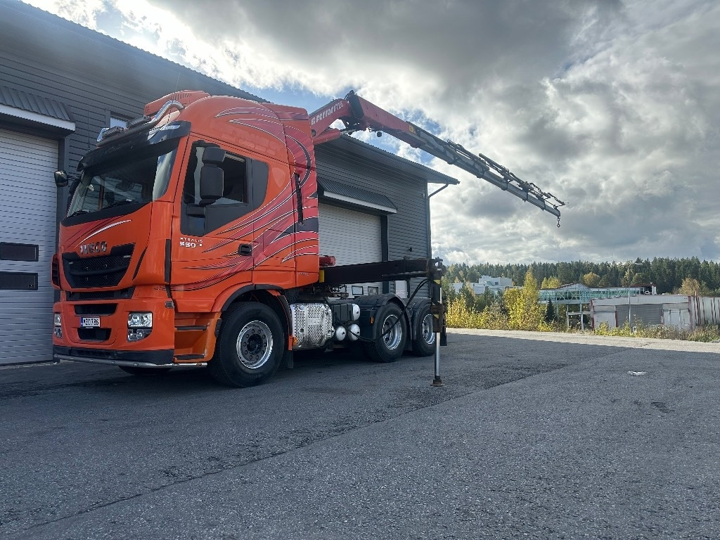 Iveco Stralis 560 6x4. Ferrari 726 - Tractor unit: picture 1 Iveco Stralis 560 6x4. Ferrari 726 - Tractor unit: picture 1