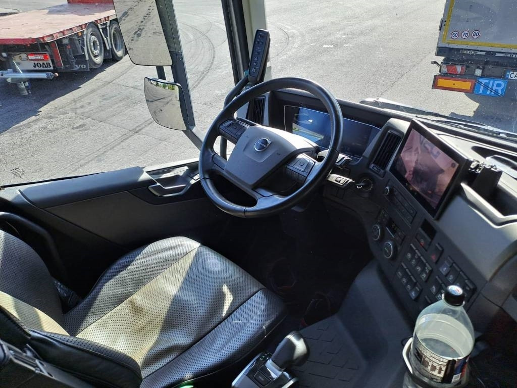 Volvo FM 13 460 6X2*4 kääntyvä teli - Tractor unit: picture 5 Volvo FM 13 460 6X2*4 kääntyvä teli - Tractor unit: picture 5