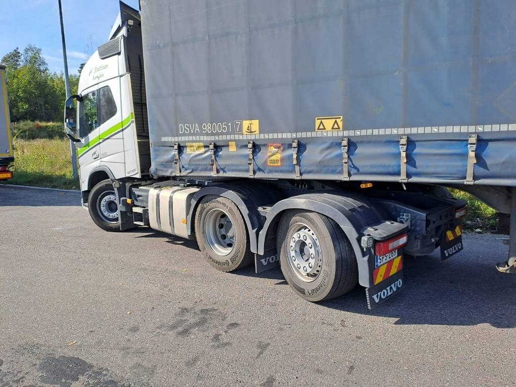 Volvo FM 13 460 6X2*4 kääntyvä teli - Tractor unit: picture 4 Volvo FM 13 460 6X2*4 kääntyvä teli - Tractor unit: picture 4