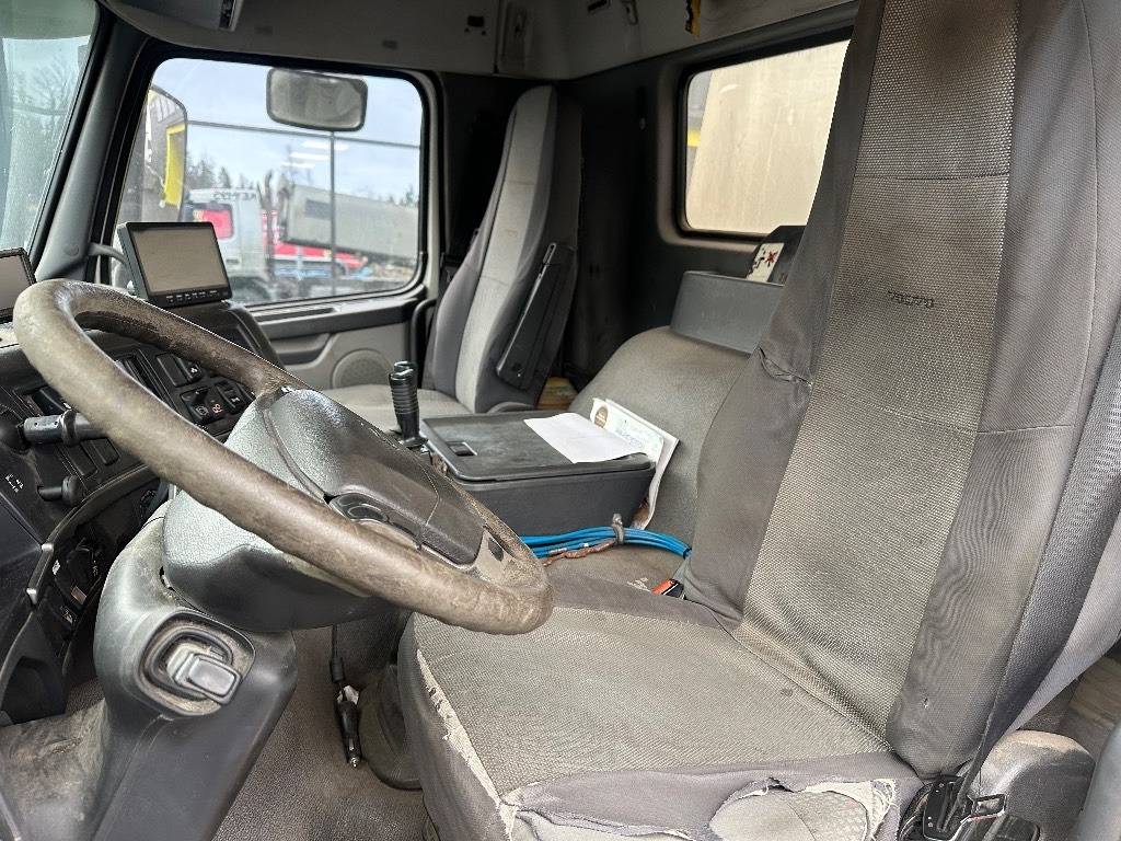 Tipper Volvo FH 12 420 8x2 + pv: picture 13