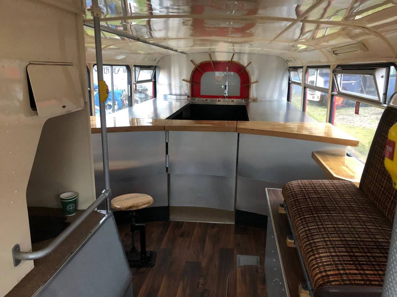 Bristol MOBILE BAR CAFE or RESTAURANT - Double-decker bus: picture 5 Bristol MOBILE BAR CAFE or RESTAURANT - Double-decker bus: picture 5