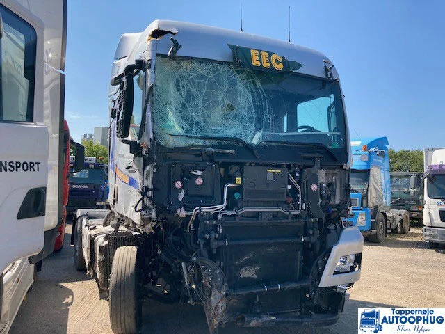 MAN TGX 18.460 - Tractor unit: picture 1 MAN TGX 18.460 - Tractor unit: picture 1