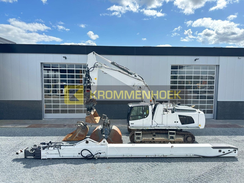 Liebherr R 946 LC Cosben 27 Meter Telescooparm - Excavator: picture 1 Liebherr R 946 LC Cosben 27 Meter Telescooparm - Excavator: picture 1