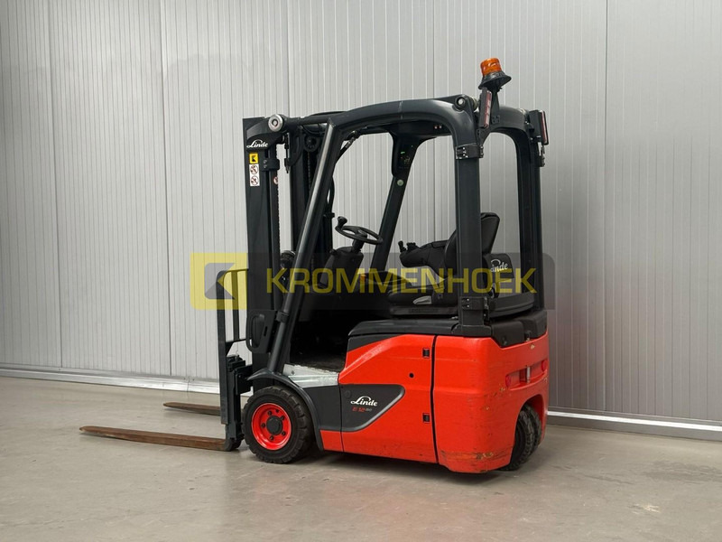 Linde E 12 - Electric forklift: picture 3 Linde E 12 - Electric forklift: picture 3