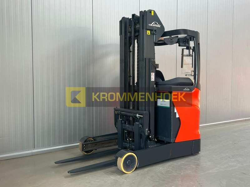 Linde R 16 - Reach truck: picture 2 Linde R 16 - Reach truck: picture 2