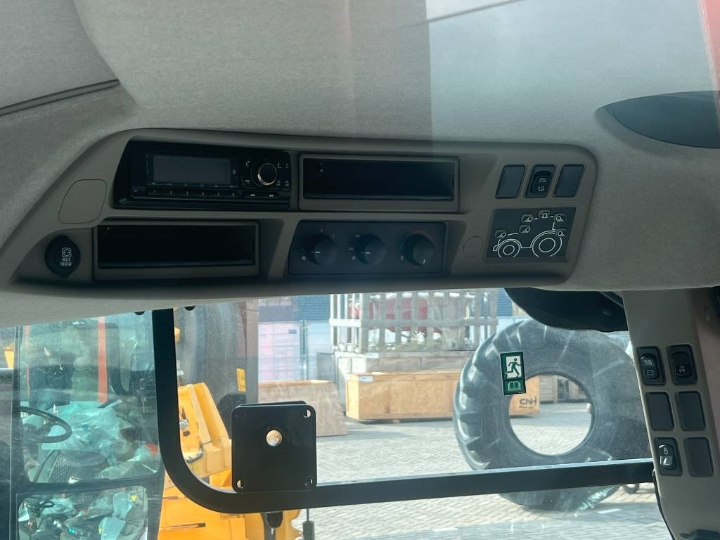 New Cab for Agricultural machinery Case MAXXUM / PUMA: picture 13