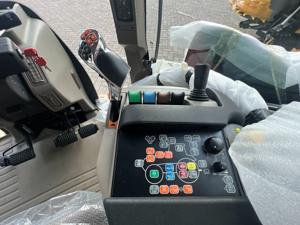 New Cab for Agricultural machinery Case MAXXUM / PUMA: picture 17