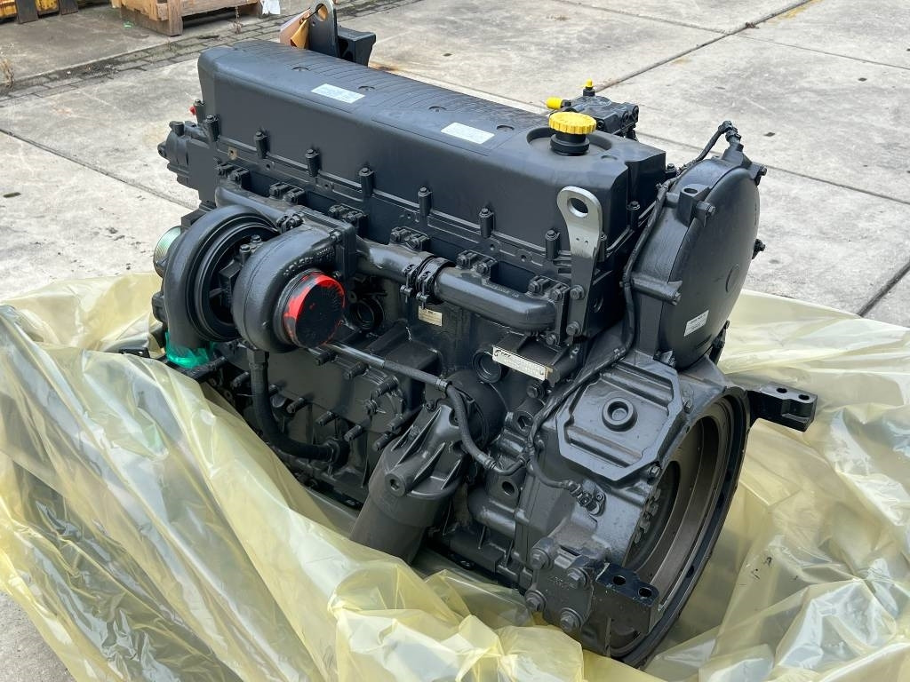 New Holland Engine - FPT Cursor 9 - F2CE9684A - Engine for Agricultural machinery: picture 5 New Holland Engine - FPT Cursor 9 - F2CE9684A - Engine for Agricultural machinery: picture 5