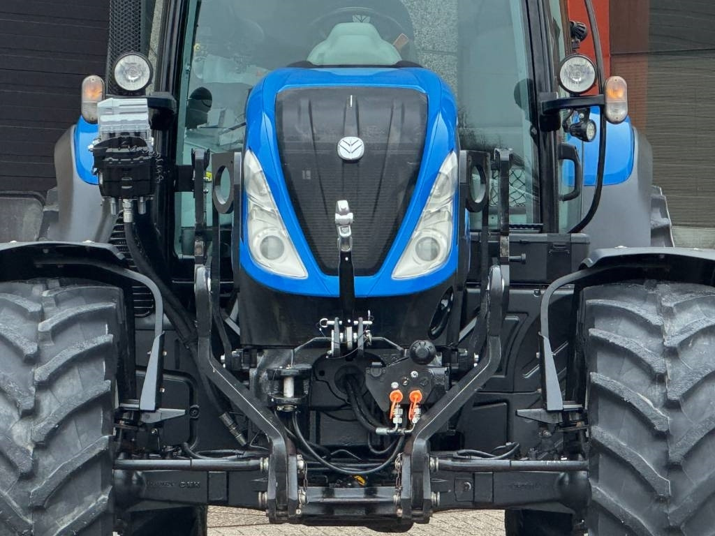 New Holland T6.180 Auto Command, frontlinkage, GPS ready, 2018 - Farm tractor: picture 5 New Holland T6.180 Auto Command, frontlinkage, GPS ready, 2018 - Farm tractor: picture 5