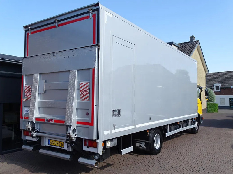 MAN TGL 12.180 EURO 6 LAADKLEP AIRCO AUTOMAAT NAVI 1ST OWNER - Box truck: picture 2 MAN TGL 12.180 EURO 6 LAADKLEP AIRCO AUTOMAAT NAVI 1ST OWNER - Box truck: picture 2