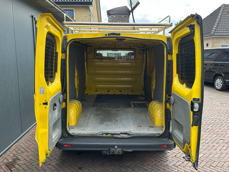 Opel Vivaro 2.0CDTI 84KW 2.9 TON L2H1 3ZITS AIRCO IMPERIAL - Small van: picture 5 Opel Vivaro 2.0CDTI 84KW 2.9 TON L2H1 3ZITS AIRCO IMPERIAL - Small van: picture 5