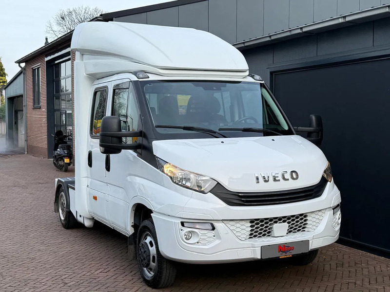 Iveco Daily 40C21 210PK Be trekker Dubbel cabine 7P Automaat 8750 KG 12/2018 - Tractor unit: picture 1 Iveco Daily 40C21 210PK Be trekker Dubbel cabine 7P Automaat 8750 KG 12/2018 - Tractor unit: picture 1