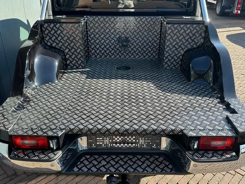 Volkswagen Amarok 3.0 V6 TDI BE Trekker Leer Navi Xenon Camera Bijtlelingsvrij! - Tractor unit: picture 5 Volkswagen Amarok 3.0 V6 TDI BE Trekker Leer Navi Xenon Camera Bijtlelingsvrij! - Tractor unit: picture 5
